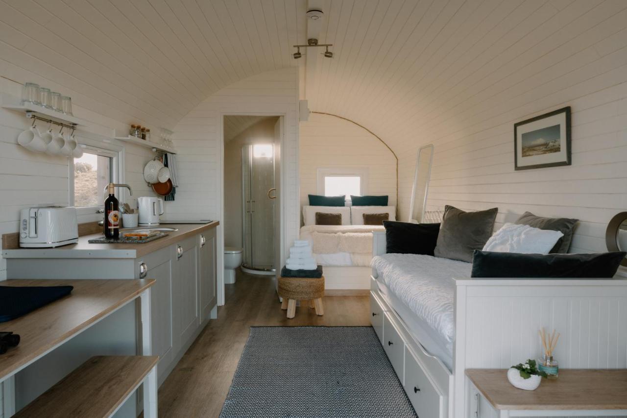 Hotel Strathy Bay Pods Extérieur photo