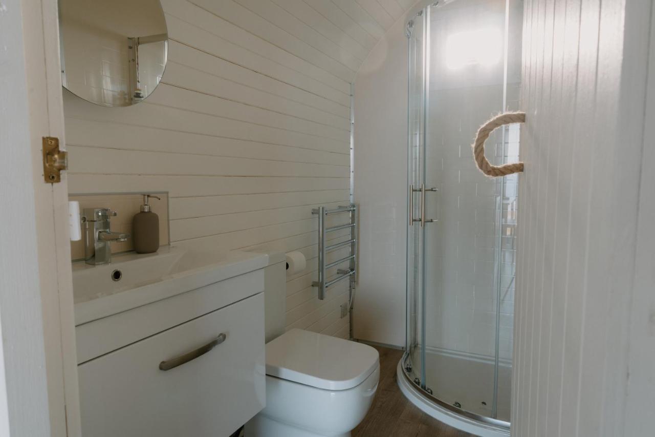 Hotel Strathy Bay Pods Extérieur photo