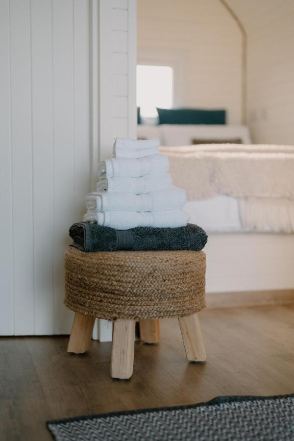 Hotel Strathy Bay Pods Extérieur photo