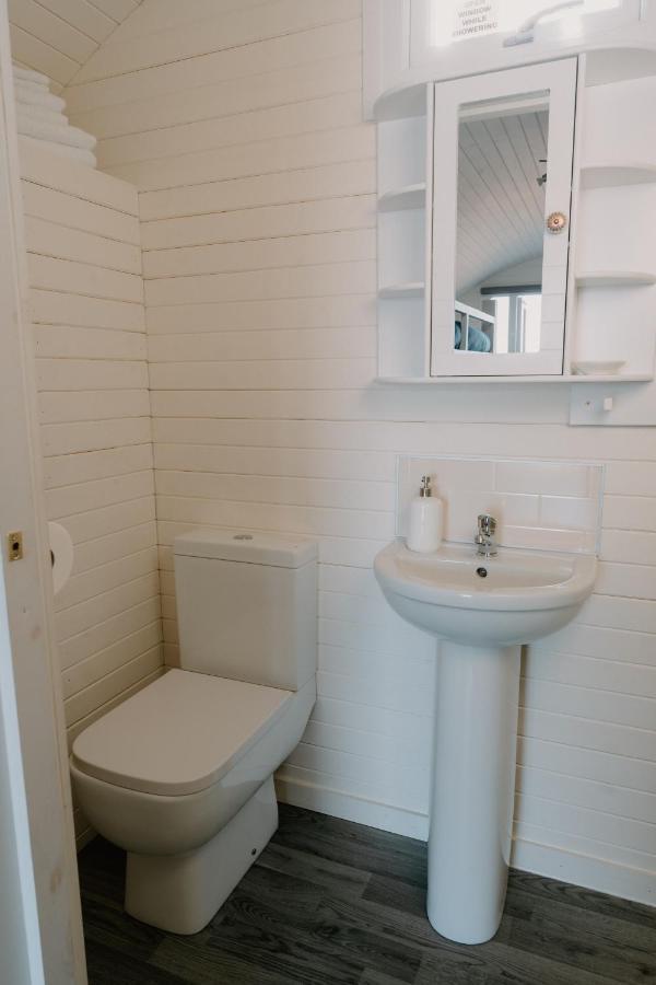 Hotel Strathy Bay Pods Extérieur photo