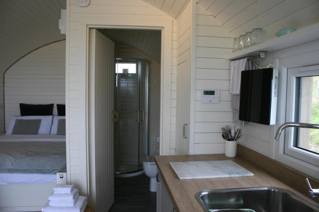 Hotel Strathy Bay Pods Extérieur photo